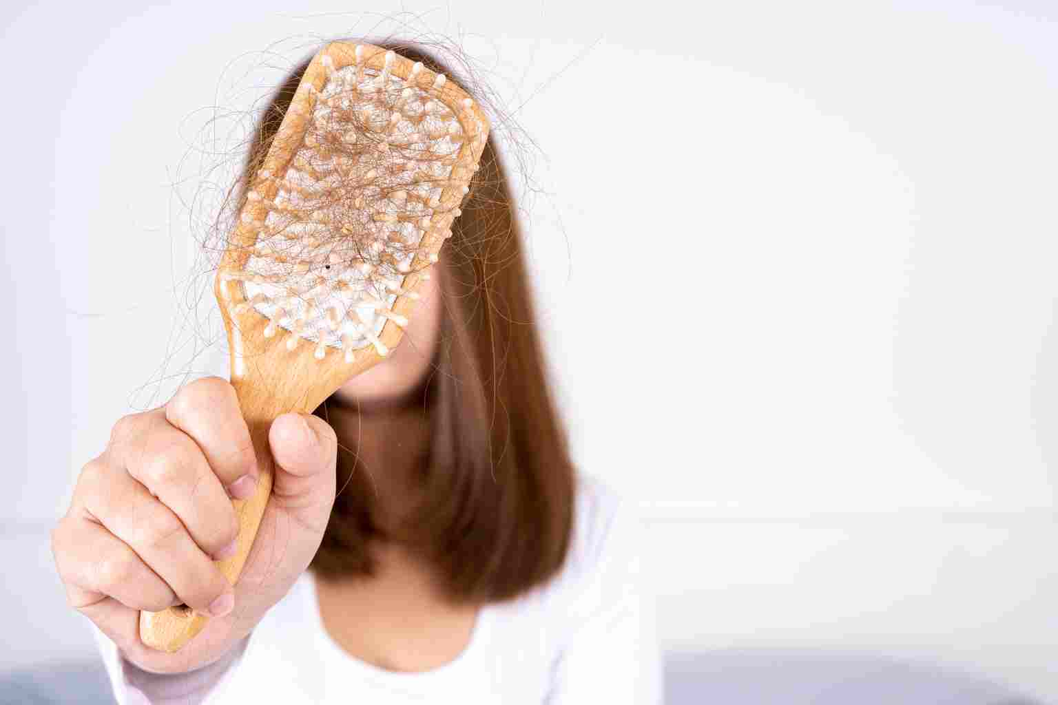 Rimedi Contro La Caduta Dei Capelli Scopri I Migliori Trattamenti